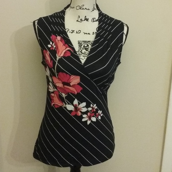 White House Black Market Tops - White House Black Market Striped Floral Top SZ S